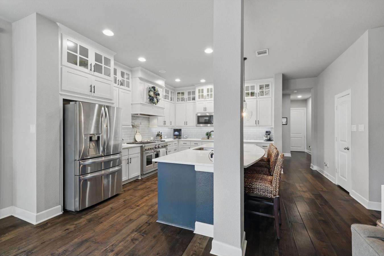Mansfield, Texas, 76063, United States, 4 Bedrooms Bedrooms, ,3 BathroomsBathrooms,Residential,For Sale,1867868