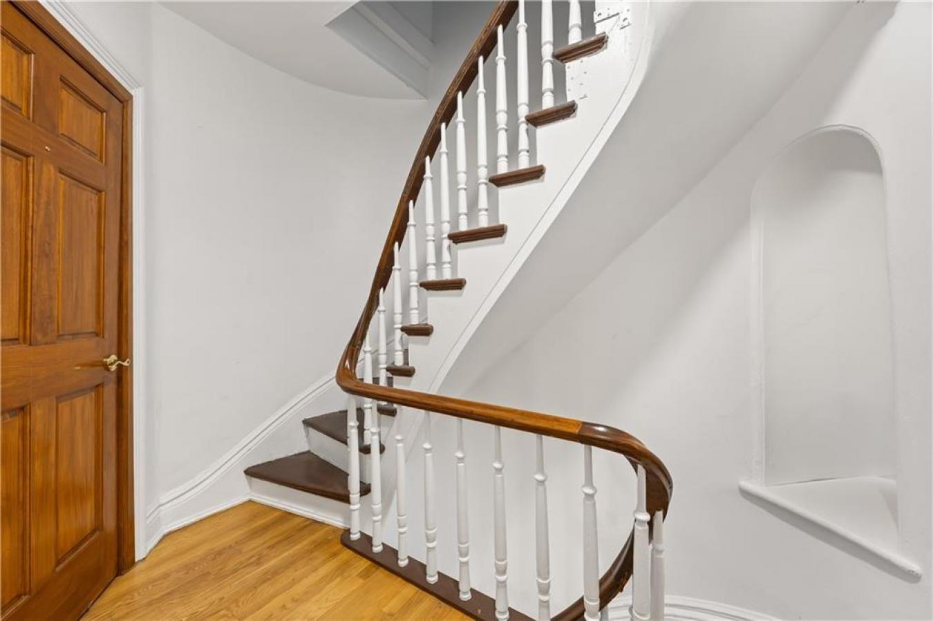 Brooklyn, New York, 11215, United States, 4 Bedrooms Bedrooms, ,3 BathroomsBathrooms,Residential,For Sale,1867857