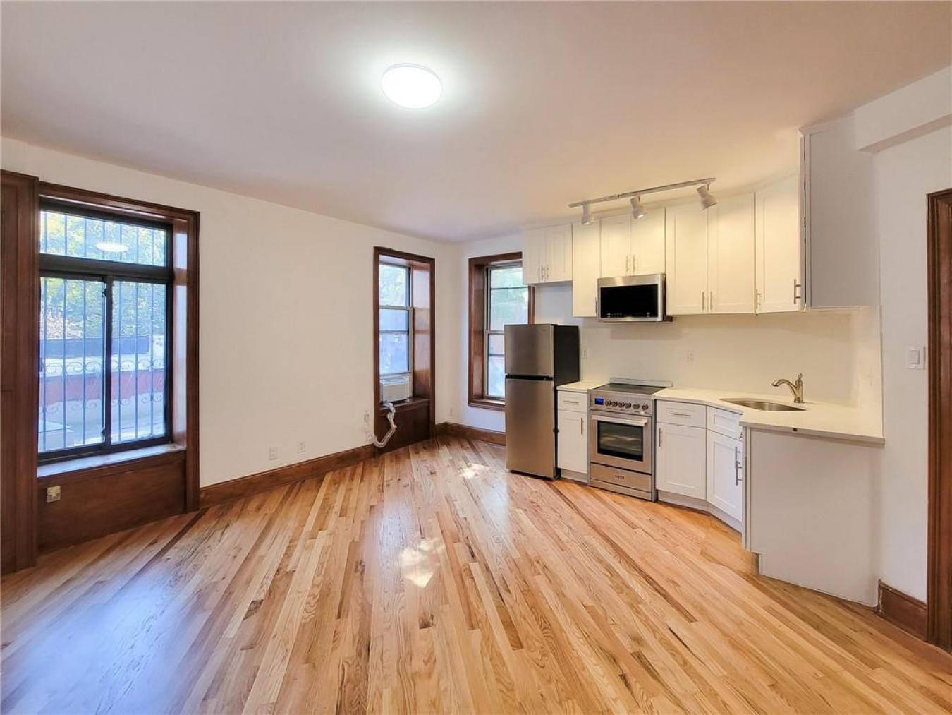 Brooklyn, New York, 11215, United States, 4 Bedrooms Bedrooms, ,3 BathroomsBathrooms,Residential,For Sale,1867857