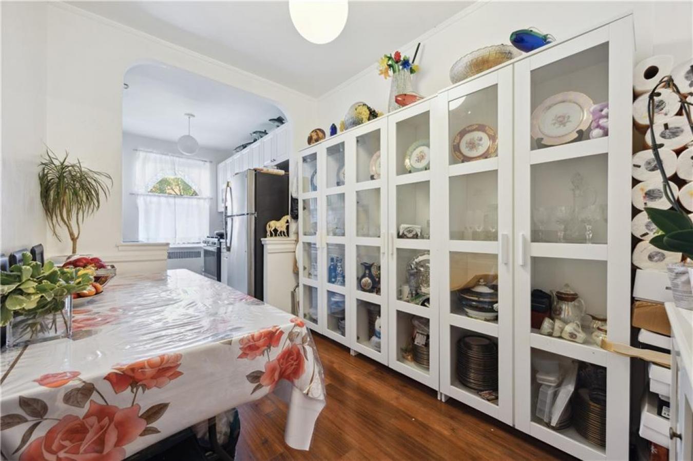 Brooklyn, New York, 11229, United States, 2 Bedrooms Bedrooms, ,1 BathroomBathrooms,Residential,For Sale,1867856