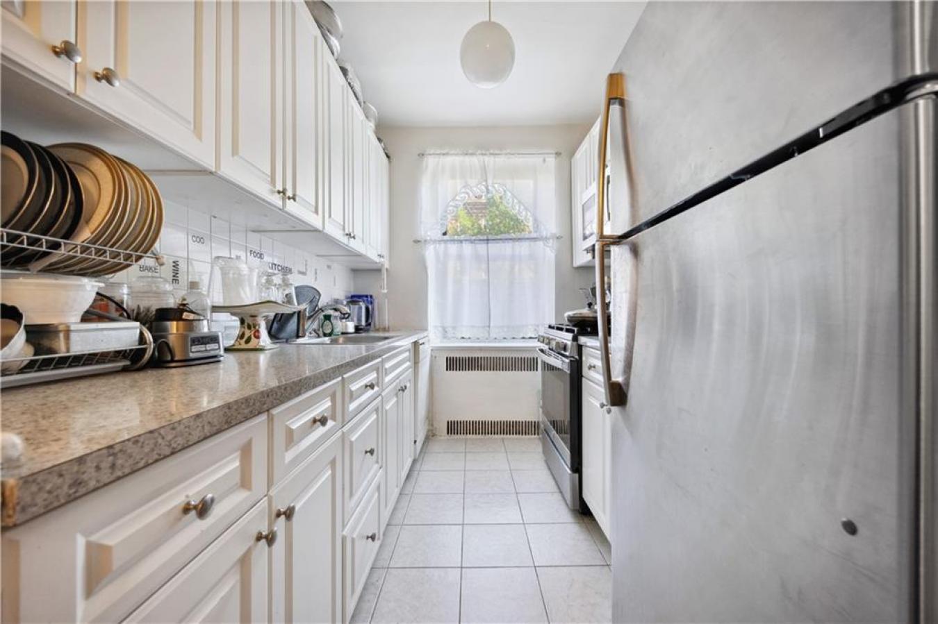 Brooklyn, New York, 11229, United States, 2 Bedrooms Bedrooms, ,1 BathroomBathrooms,Residential,For Sale,1867856