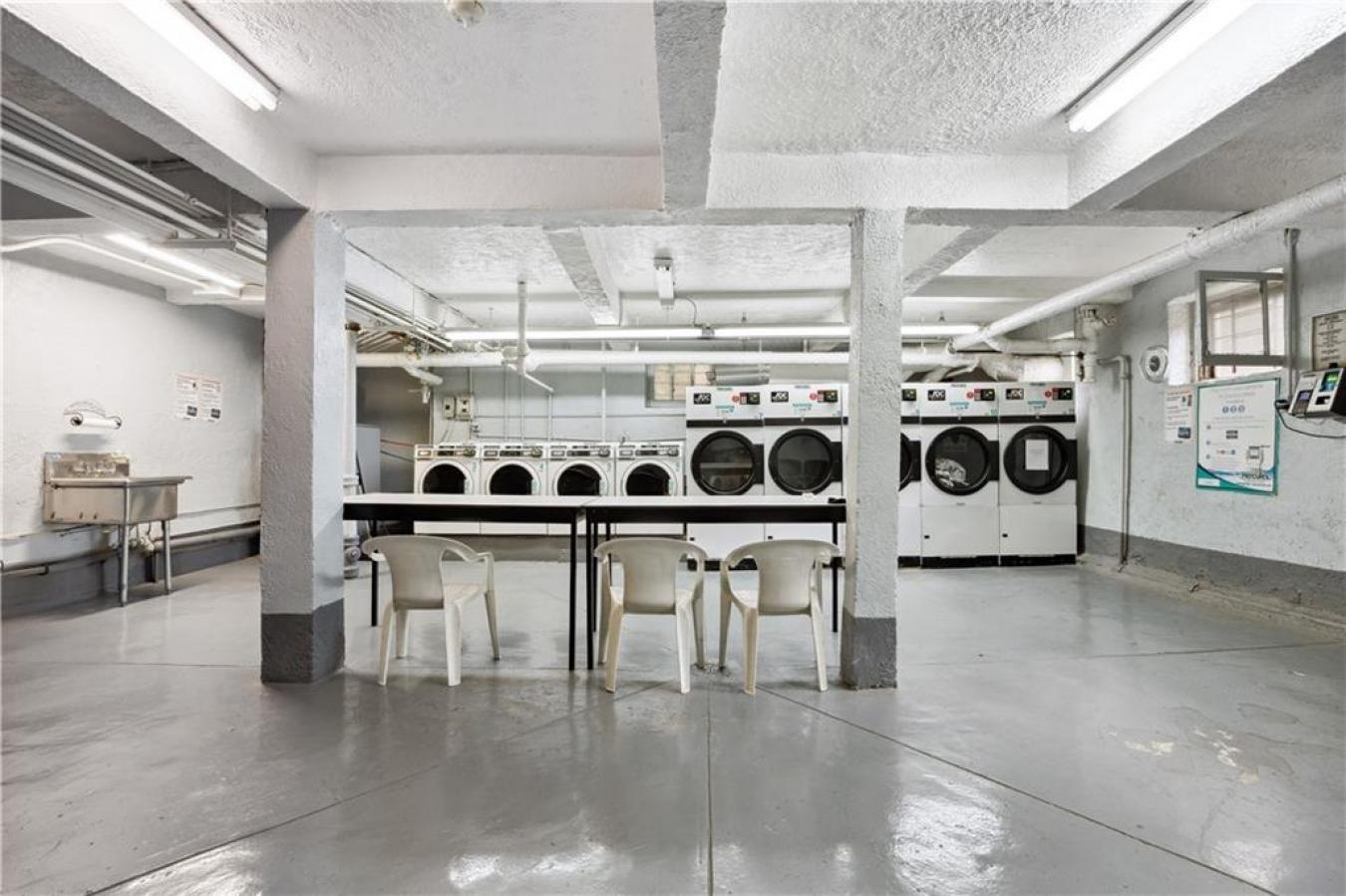 Brooklyn, New York, 11229, United States, 2 Bedrooms Bedrooms, ,1 BathroomBathrooms,Residential,For Sale,1867856