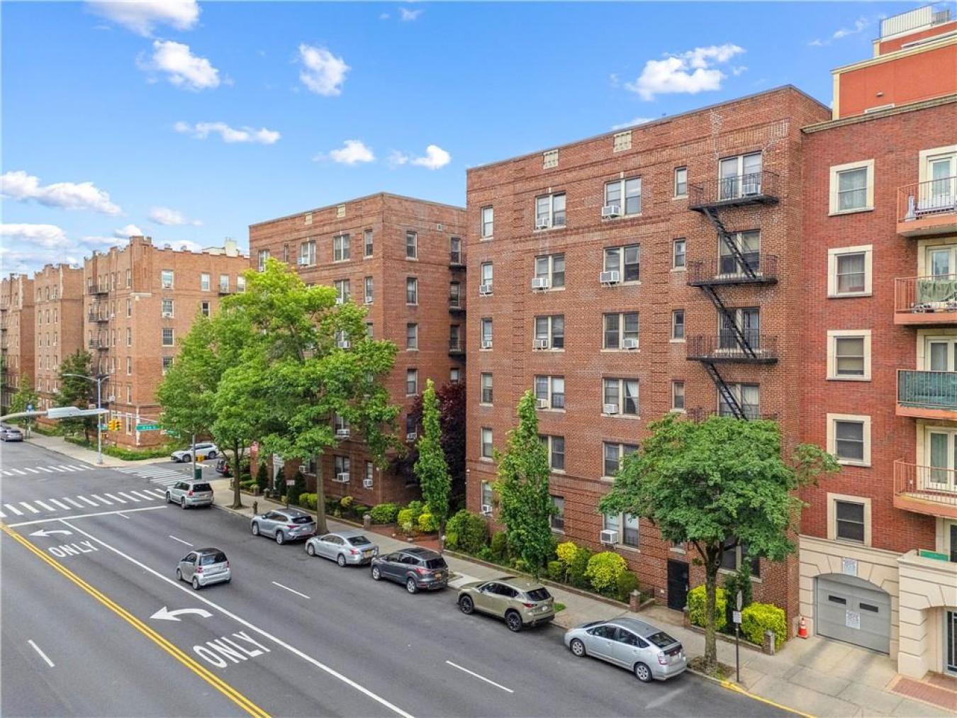Brooklyn, New York, 11229, United States, 2 Bedrooms Bedrooms, ,1 BathroomBathrooms,Residential,For Sale,1867856