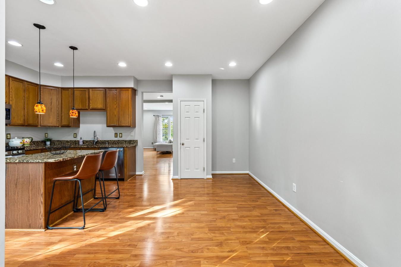 Herndon, Virginia, 20171, United States, 3 Bedrooms Bedrooms, ,3 BathroomsBathrooms,Residential,For Sale,1867844