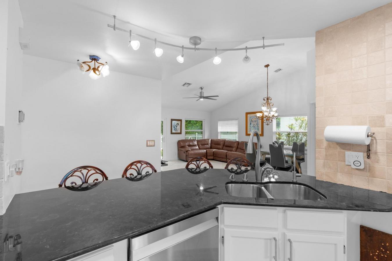 Delray Beach, Florida, 33484, United States, 3 Bedrooms Bedrooms, ,2 BathroomsBathrooms,Residential,For Sale,1867841