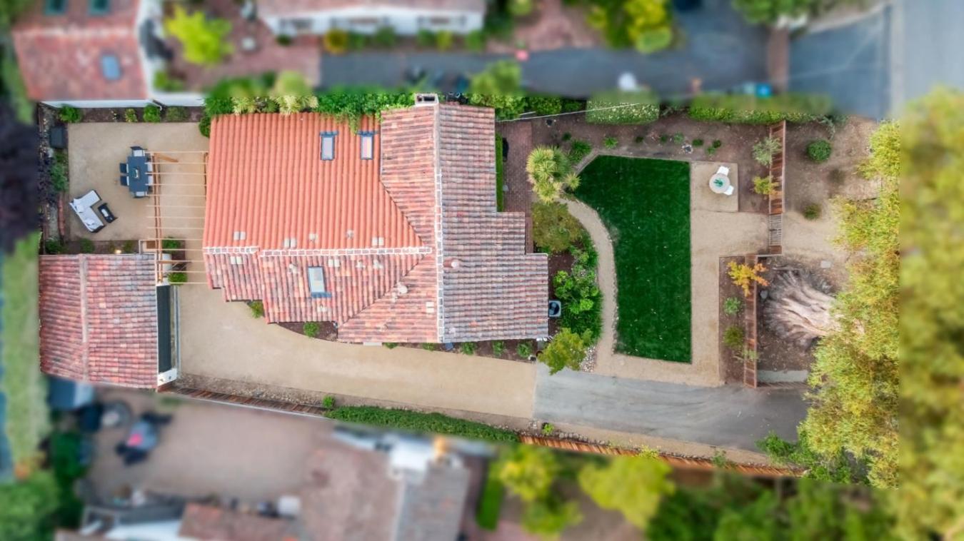 Menlo Park, San Mateo, 94025, United States, 3 Bedrooms Bedrooms, ,2 BathroomsBathrooms,Residential,For Sale,1867837