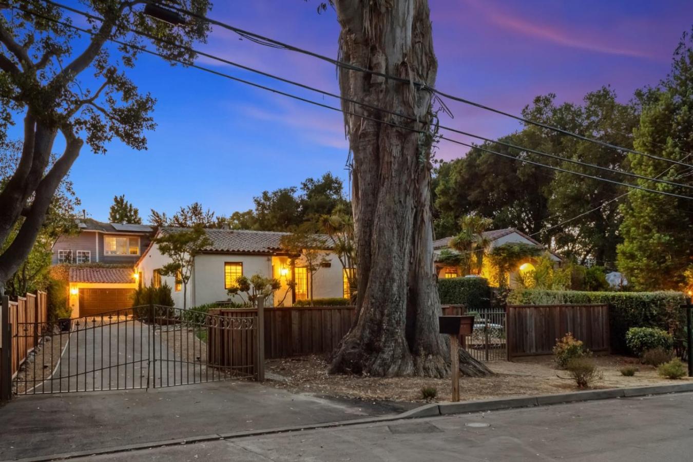 Menlo Park, San Mateo, 94025, United States, 3 Bedrooms Bedrooms, ,2 BathroomsBathrooms,Residential,For Sale,1867837