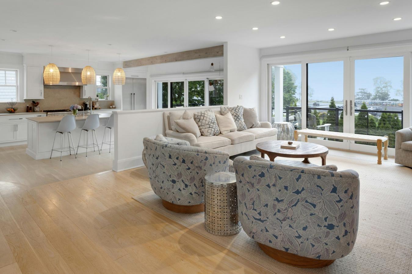 Rowayton, Connecticut, 06853, United States, 4 Bedrooms Bedrooms, ,4 BathroomsBathrooms,Residential,For Sale,1859191