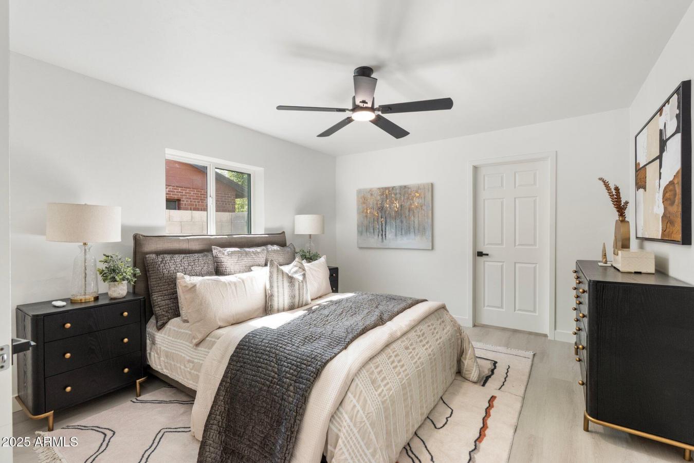 Phoenix, Arizona, 85015, United States, 4 Bedrooms Bedrooms, ,2 BathroomsBathrooms,Residential,For Sale,1867834