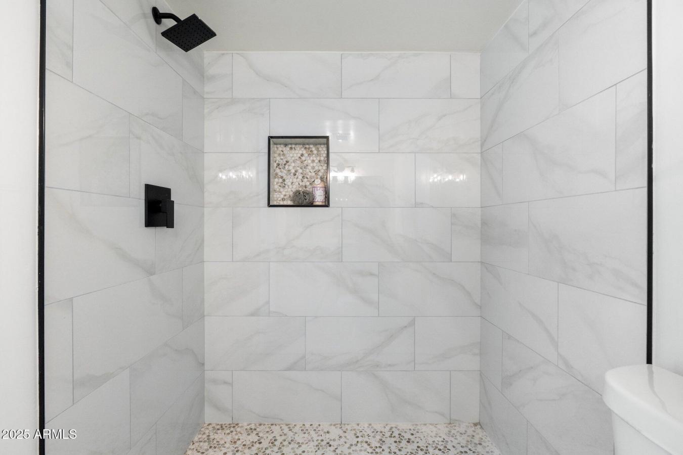 Phoenix, Arizona, 85015, United States, 4 Bedrooms Bedrooms, ,2 BathroomsBathrooms,Residential,For Sale,1867834