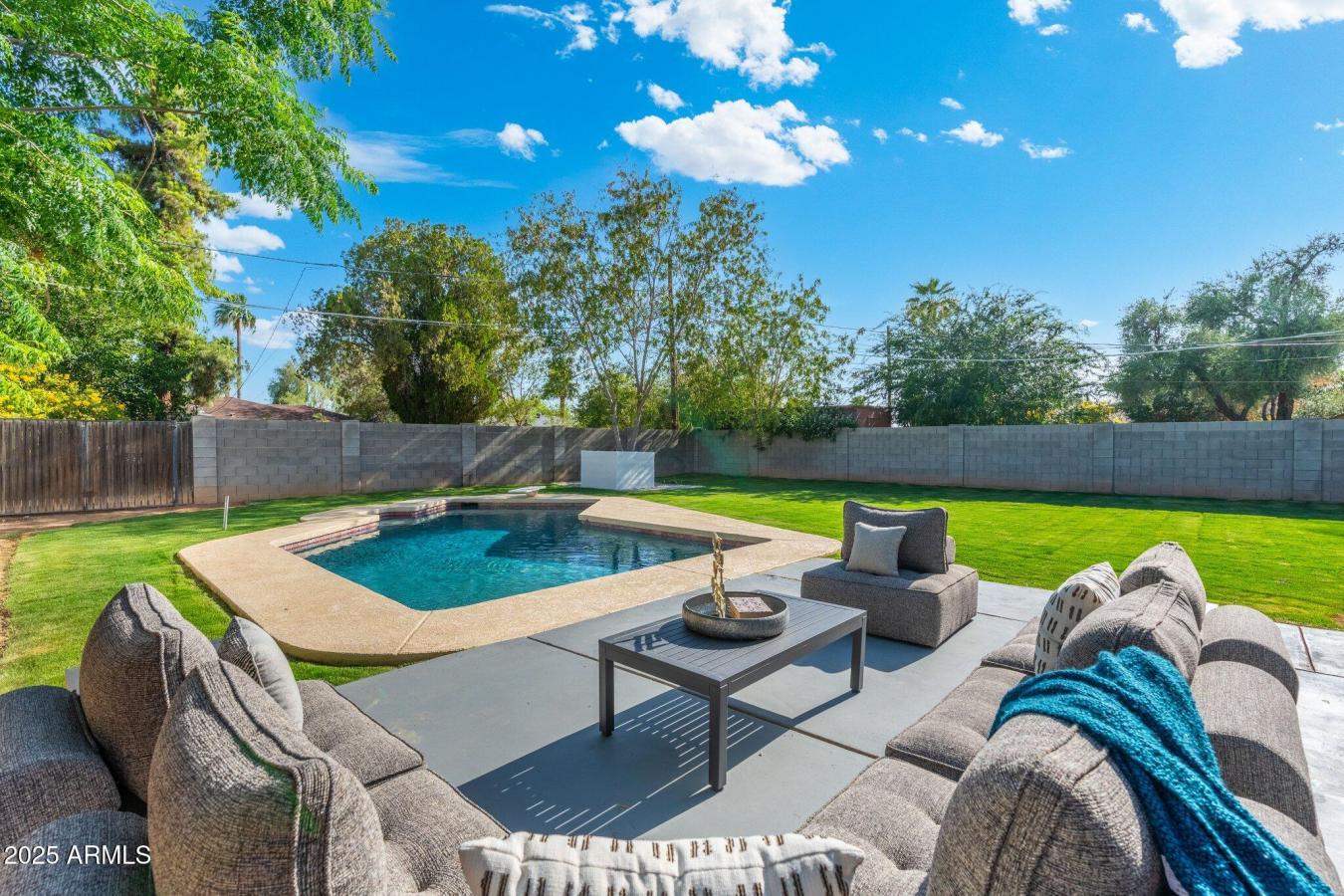 Phoenix, Arizona, 85015, United States, 4 Bedrooms Bedrooms, ,2 BathroomsBathrooms,Residential,For Sale,1867834