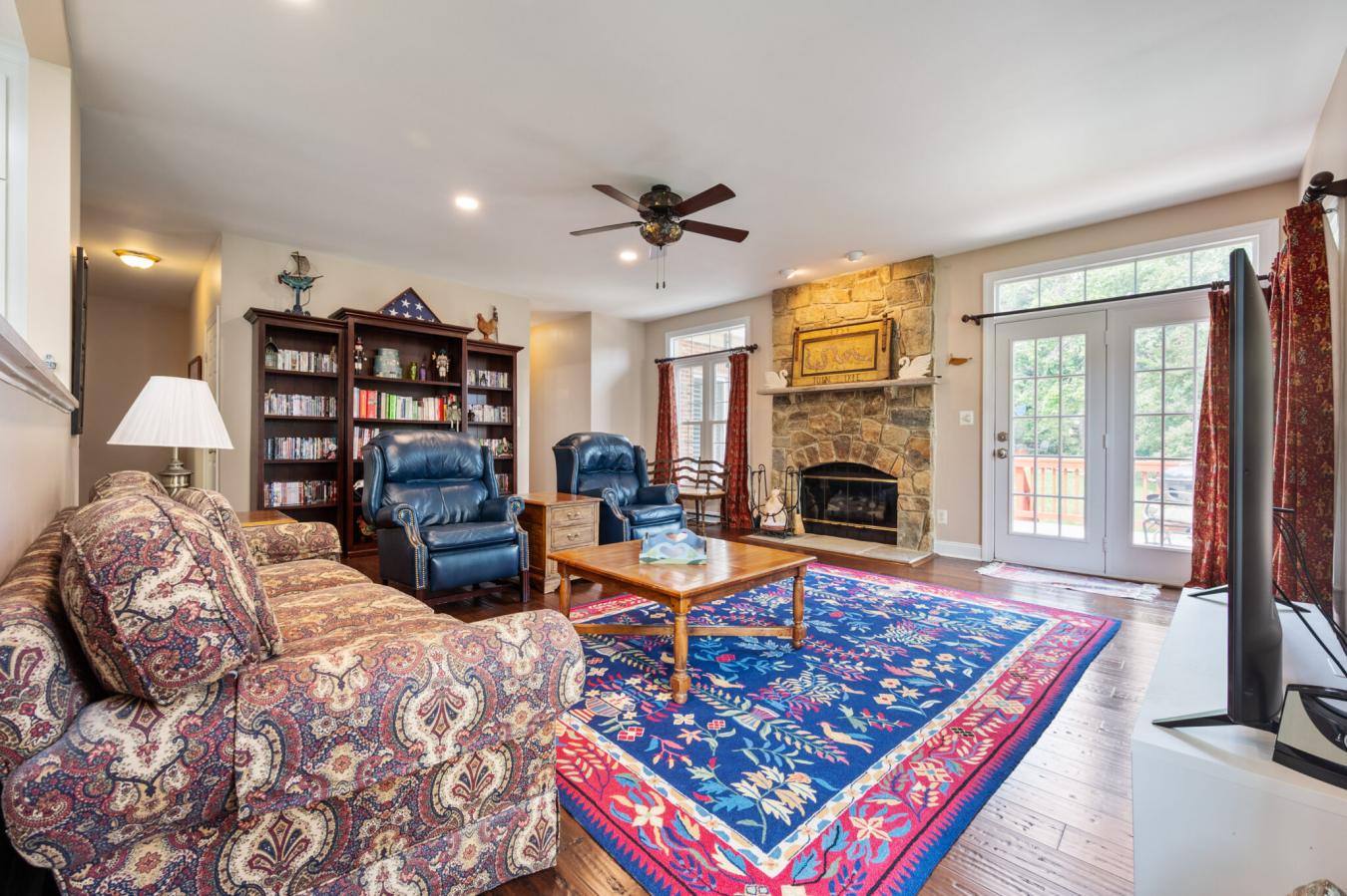 Alexandria, Fairfax, 22310, United States, 4 Bedrooms Bedrooms, ,3 BathroomsBathrooms,Residential,For Sale,1867832