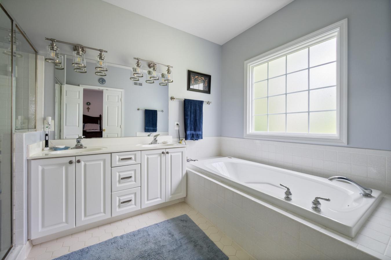 Alexandria, Fairfax, 22310, United States, 4 Bedrooms Bedrooms, ,3 BathroomsBathrooms,Residential,For Sale,1867832