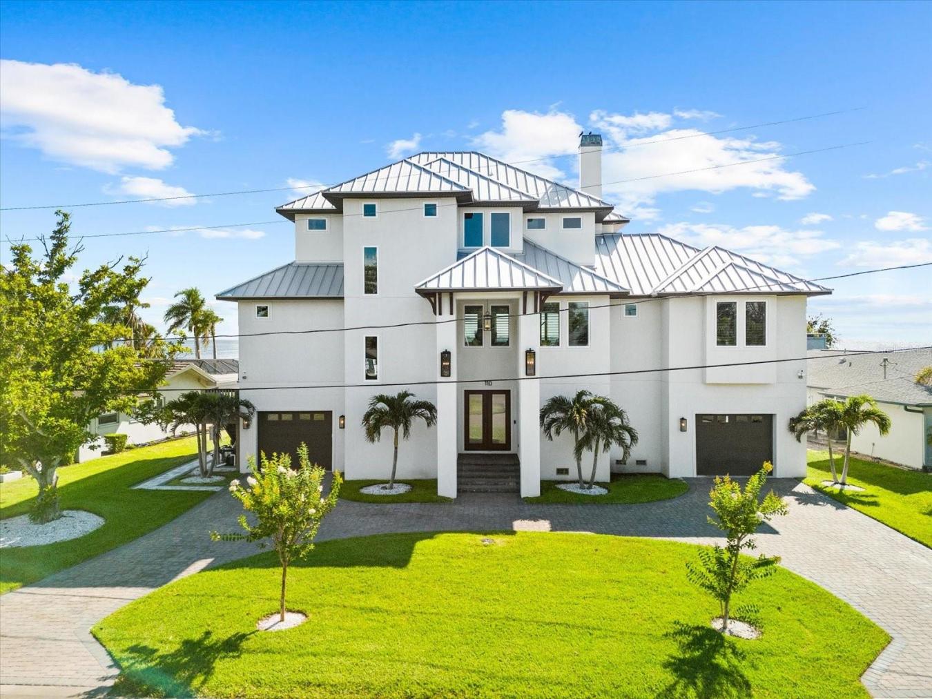 PALM HARBOR, Florida, 34683, United States, 4 Bedrooms Bedrooms, ,3 BathroomsBathrooms,Residential,For Sale,1926857