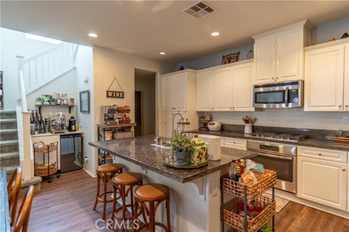 Eastvale, California, 92880, United States, 3 Bedrooms Bedrooms, ,2 BathroomsBathrooms,Residential,For Sale,1867829