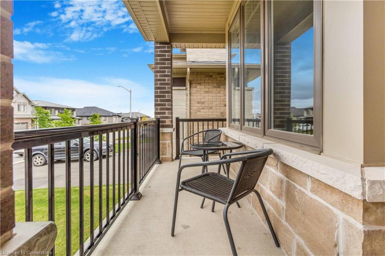 Lincoln, ON, L3J 0T1, Canada, 4 Bedrooms Bedrooms, ,3 BathroomsBathrooms,Residential,For Sale,1867827