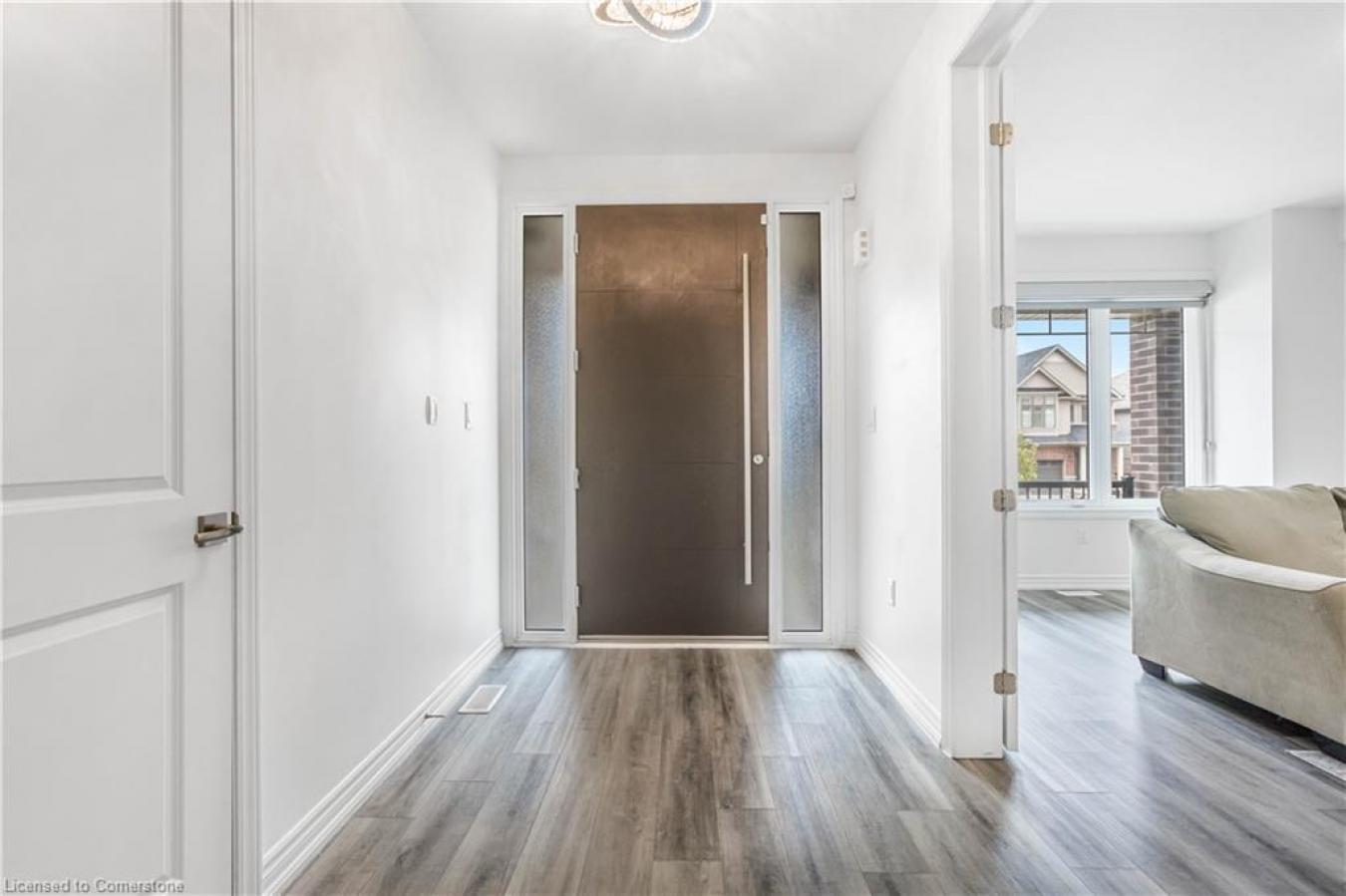 Lincoln, ON, L3J 0T1, Canada, 4 Bedrooms Bedrooms, ,3 BathroomsBathrooms,Residential,For Sale,1867827