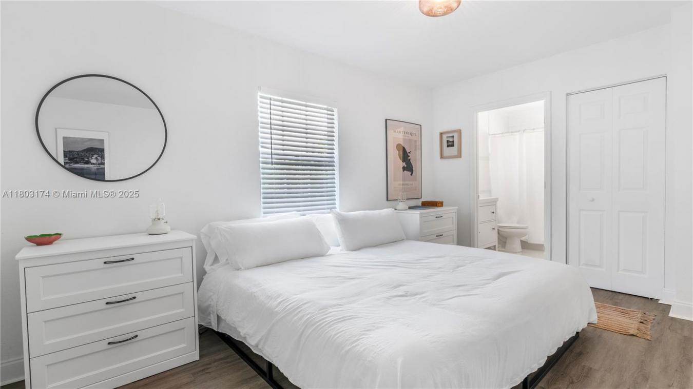 West Palm Beach, Palm Beach, 33405, United States, 3 Bedrooms Bedrooms, ,2 BathroomsBathrooms,Residential,For Sale,1868057