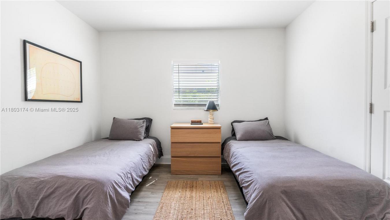 West Palm Beach, Palm Beach, 33405, United States, 3 Bedrooms Bedrooms, ,2 BathroomsBathrooms,Residential,For Sale,1868057