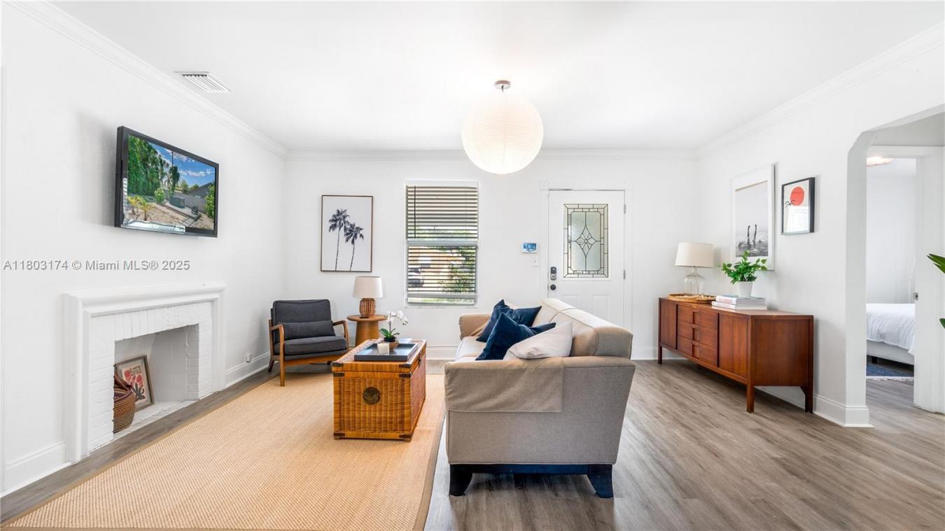 West Palm Beach, Palm Beach, 33405, United States, 3 Bedrooms Bedrooms, ,2 BathroomsBathrooms,Residential,For Sale,1868057