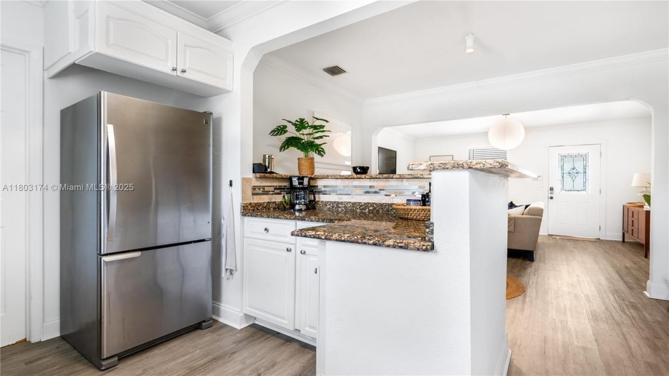 West Palm Beach, Palm Beach, 33405, United States, 3 Bedrooms Bedrooms, ,2 BathroomsBathrooms,Residential,For Sale,1868057