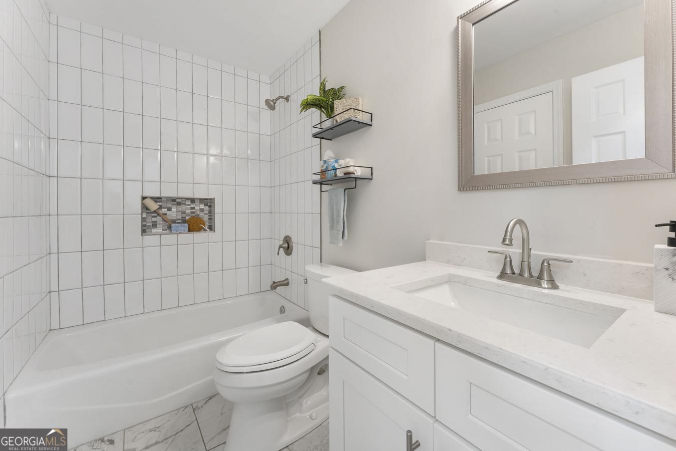 Peachtree Corners, Georgia, 30092, United States, 5 Bedrooms Bedrooms, ,3 BathroomsBathrooms,Residential,For Sale,1867823