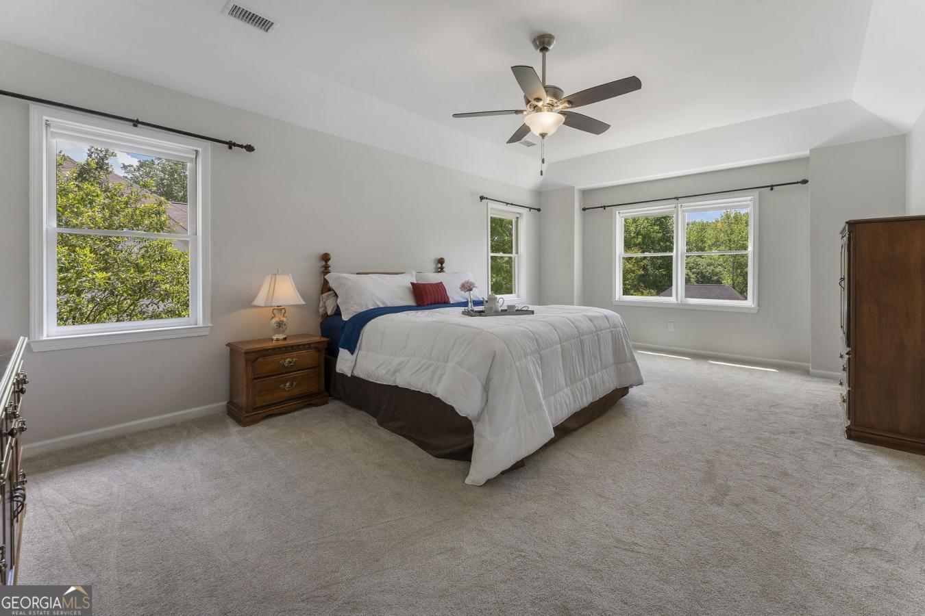Peachtree Corners, Georgia, 30092, United States, 5 Bedrooms Bedrooms, ,3 BathroomsBathrooms,Residential,For Sale,1867823