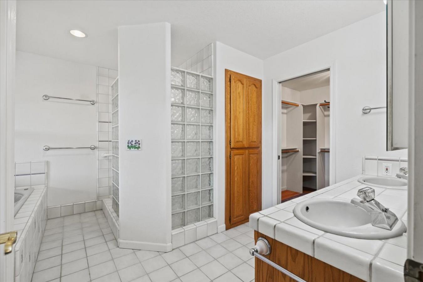 Grass Valley, Nevada, 95949, United States, 3 Bedrooms Bedrooms, ,2 BathroomsBathrooms,Residential,For Sale,1859161