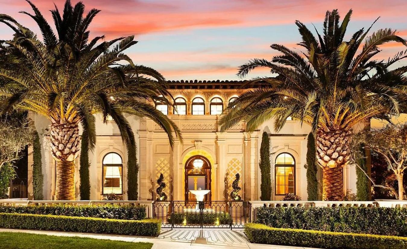 Newport Beach, California, 92657, United States, 6 Bedrooms Bedrooms, ,8 BathroomsBathrooms,Residential,For Sale,1966118