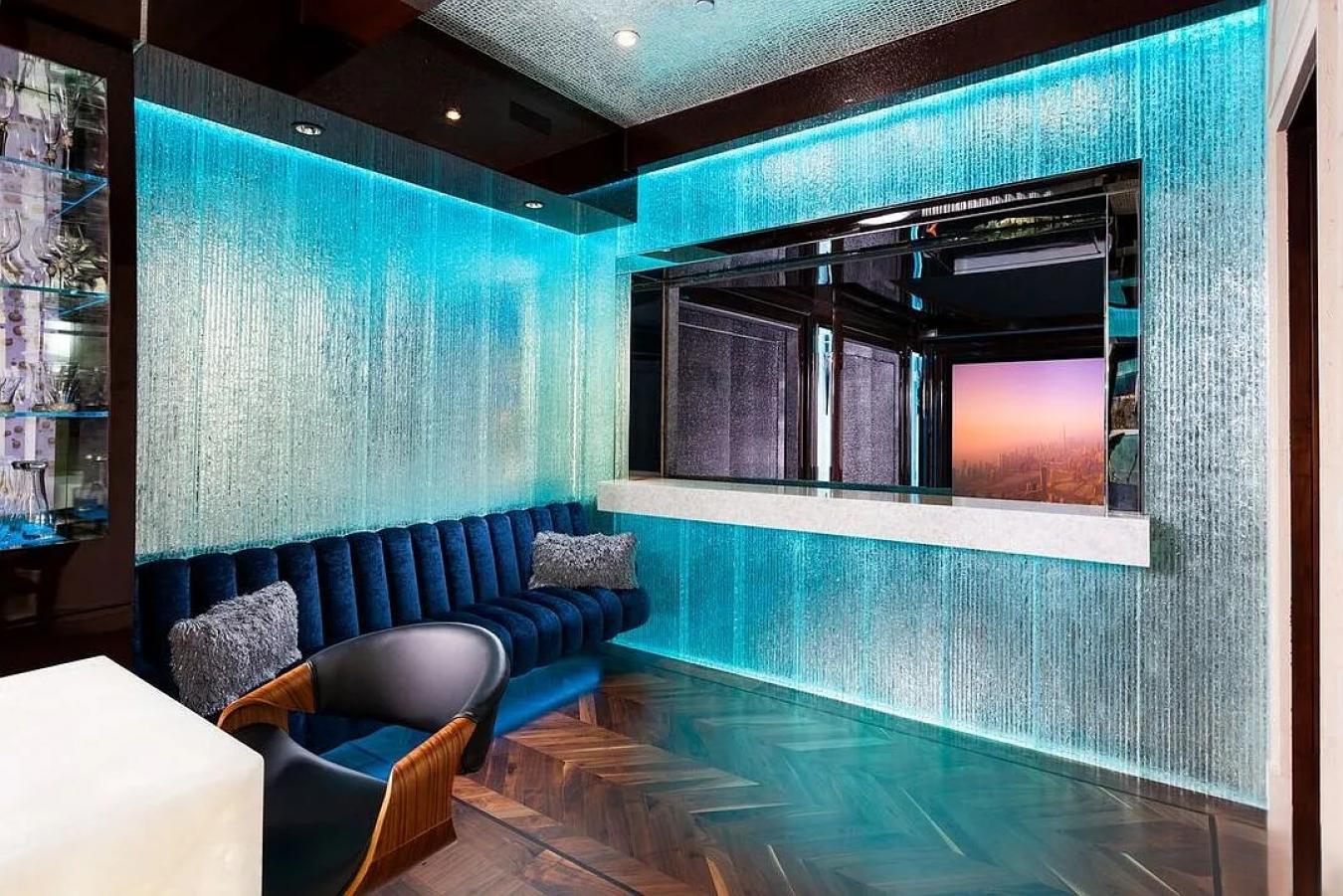 Newport Beach, California, 92657, United States, 6 Bedrooms Bedrooms, ,8 BathroomsBathrooms,Residential,For Sale,1966118