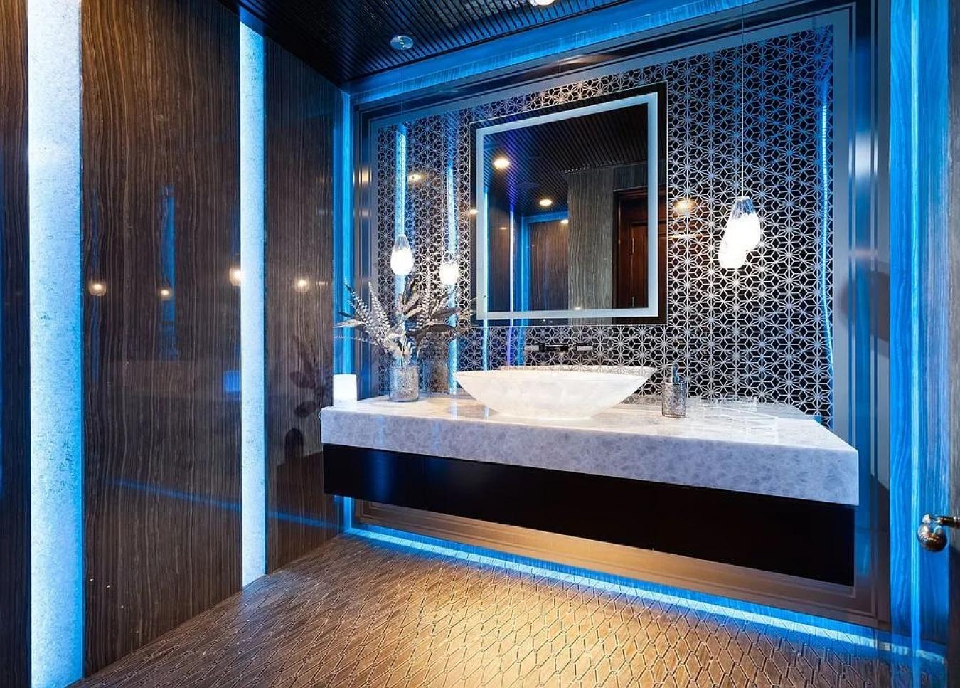 Newport Beach, California, 92657, United States, 6 Bedrooms Bedrooms, ,8 BathroomsBathrooms,Residential,For Sale,1966118