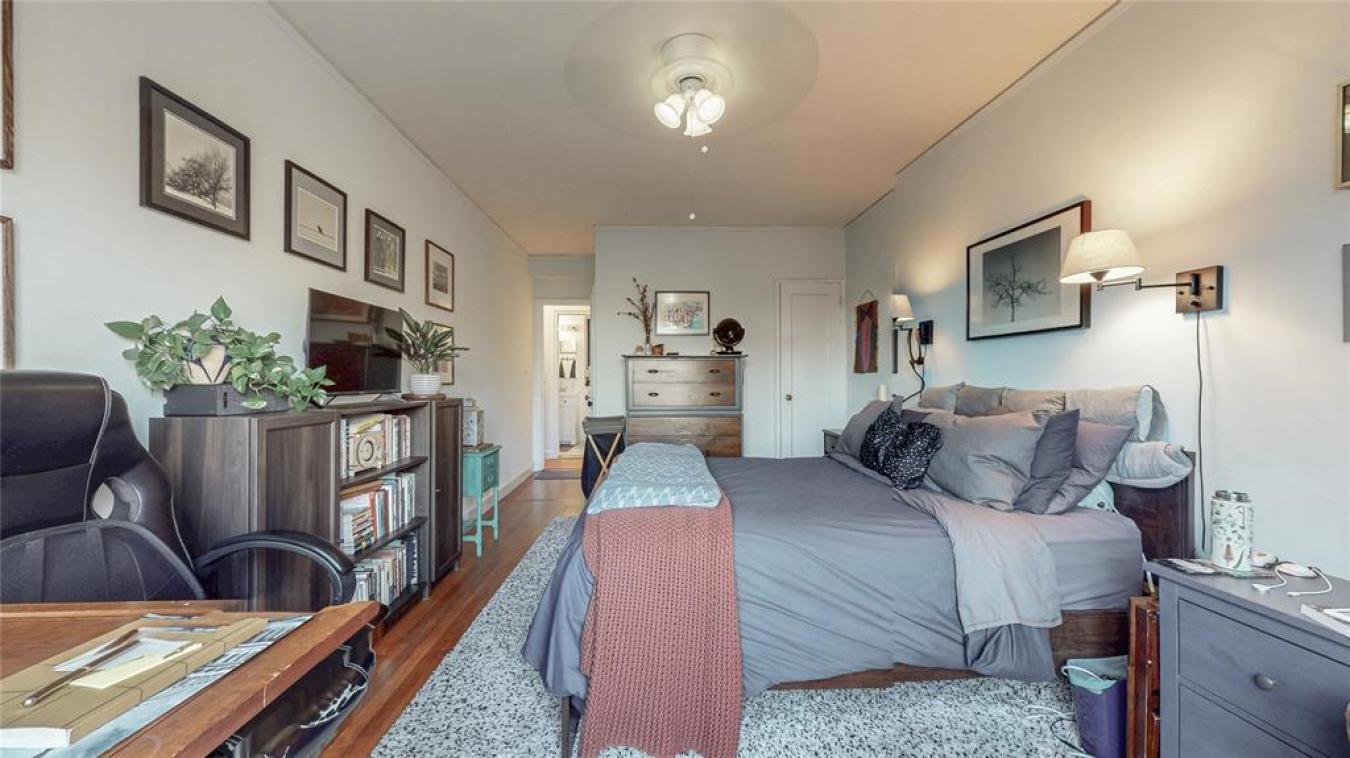 New York (Manhattan), Manhattan, 10025, United States, 1 Bedroom Bedrooms, ,1 BathroomBathrooms,Residential,For Sale,1868053
