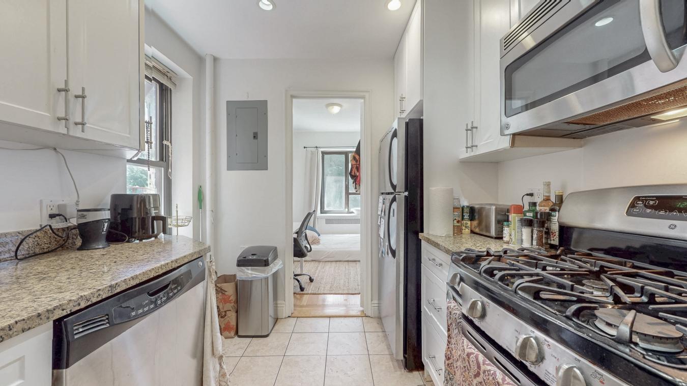 New York, Manhattan, 10025, United States, 2 Bedrooms Bedrooms, ,1 BathroomBathrooms,Residential,For Sale,1868052