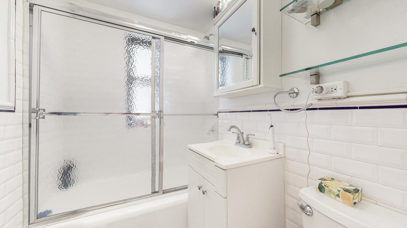 New York, Manhattan, 10025, United States, 2 Bedrooms Bedrooms, ,1 BathroomBathrooms,Residential,For Sale,1868052