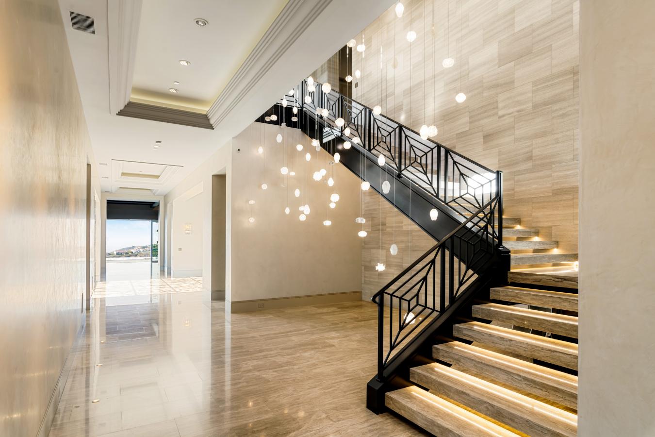 Newport Beach, California, 92657, United States, 7 Bedrooms Bedrooms, ,10 BathroomsBathrooms,Residential,For Sale,1967478