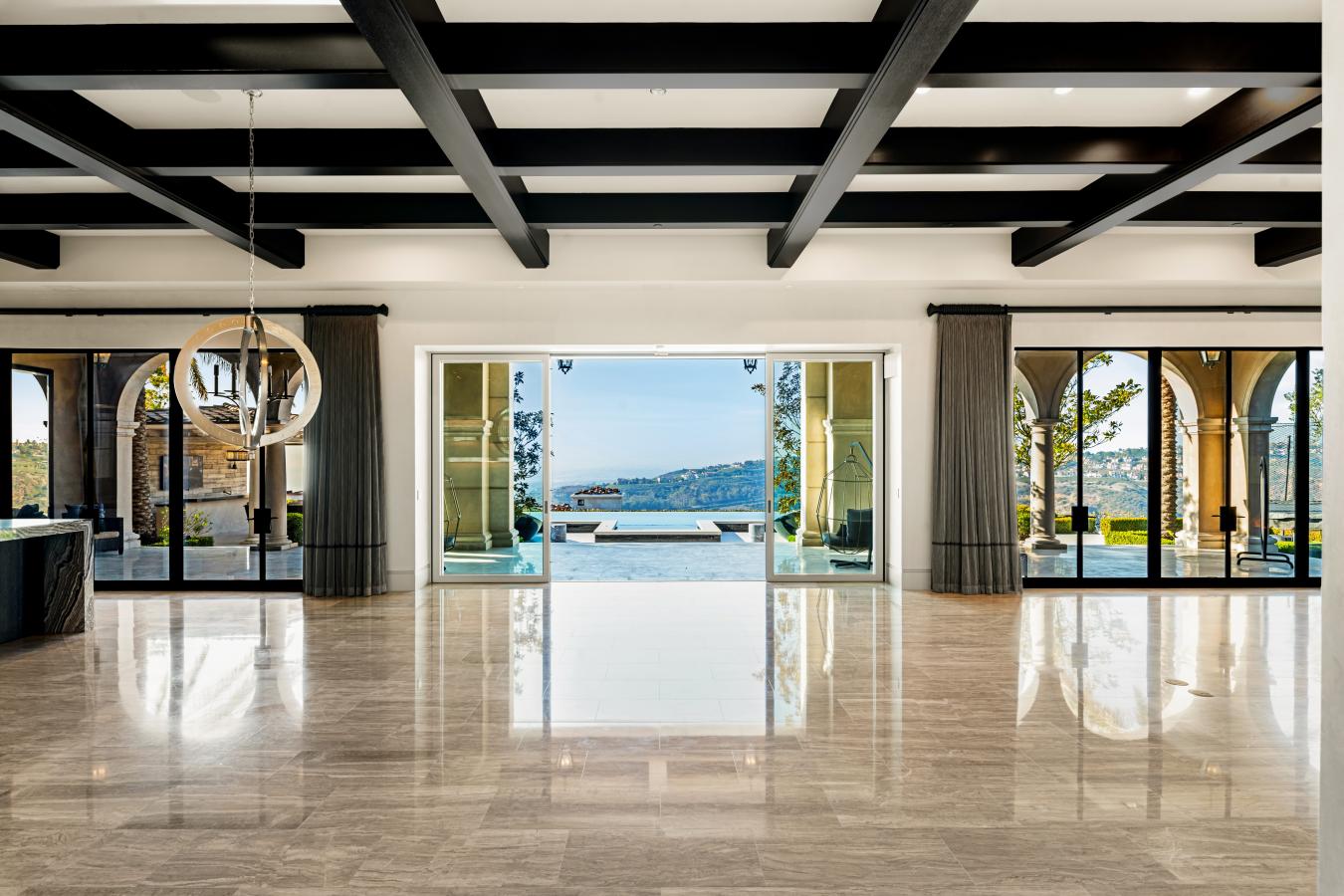 Newport Beach, California, 92657, United States, 7 Bedrooms Bedrooms, ,10 BathroomsBathrooms,Residential,For Sale,1967478