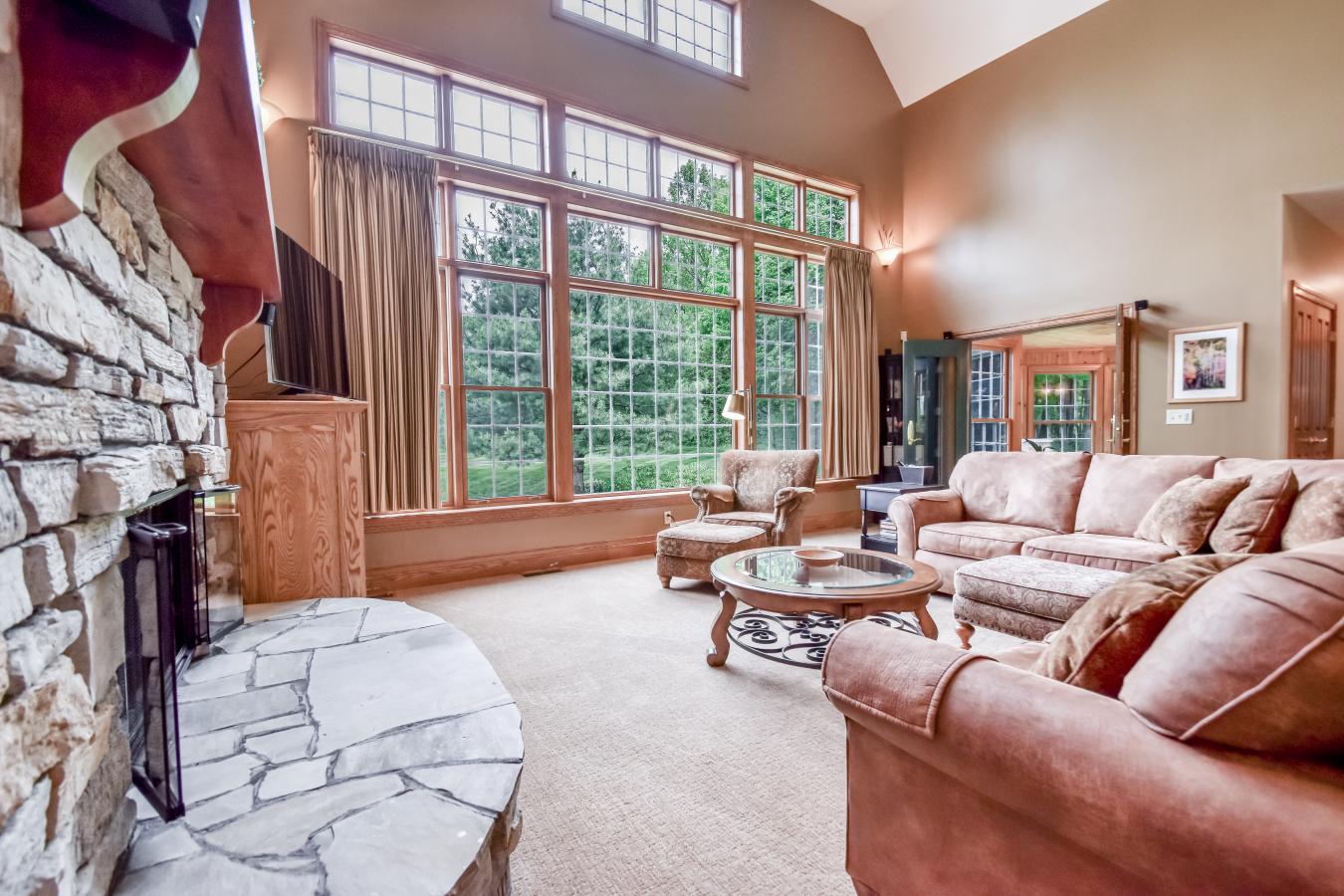 Chardon, Geauga, 44024, United States, 4 Bedrooms Bedrooms, ,3 BathroomsBathrooms,Residential,For Sale,1860175