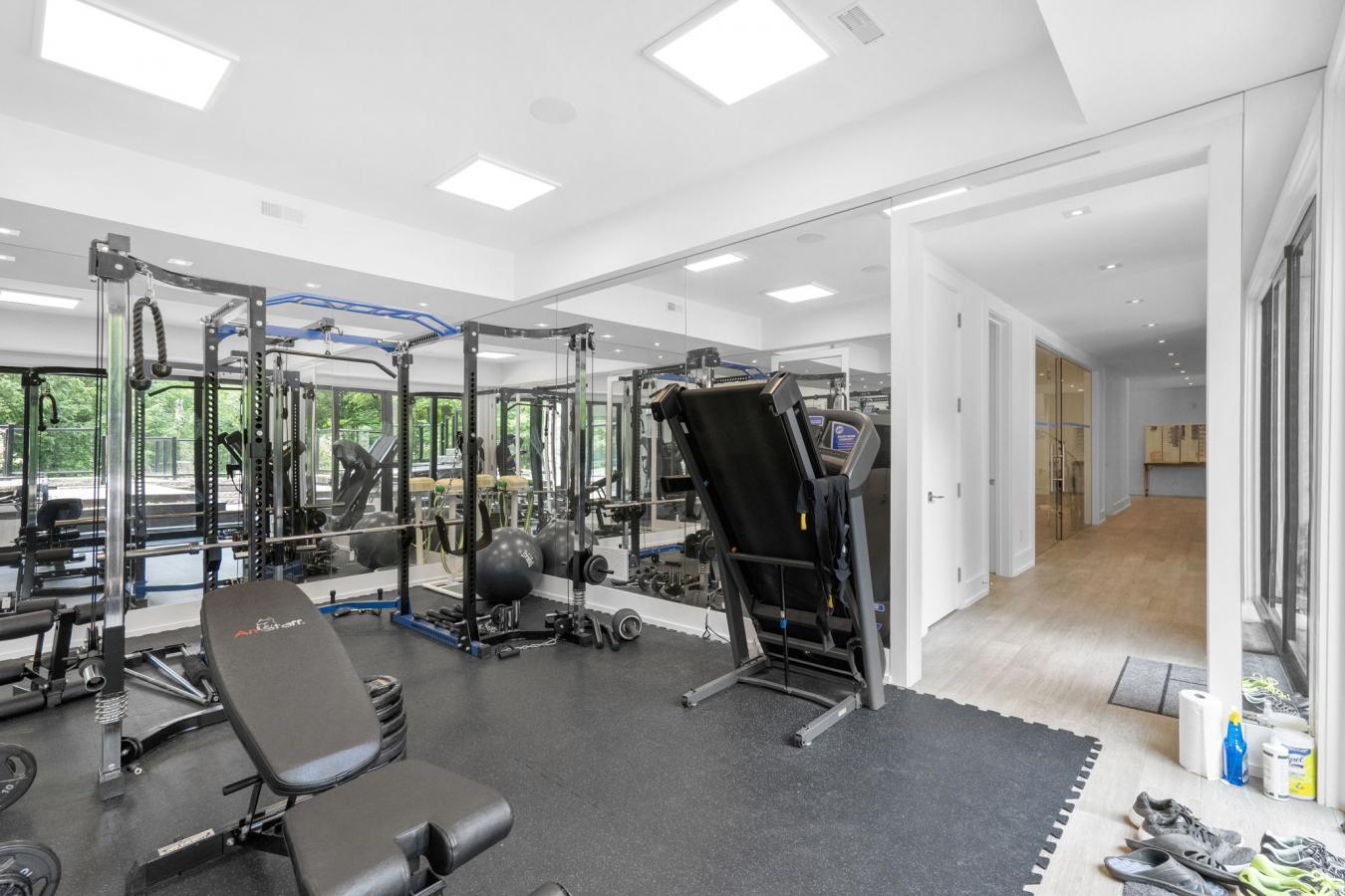 Markham, ON, L6C1G8, Canada, 7 Bedrooms Bedrooms, ,9 BathroomsBathrooms,Residential,For Sale,1868046