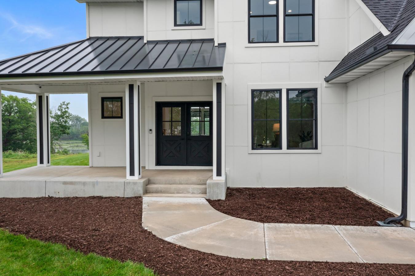 Lakeville, Scott, United States, 6 Bedrooms Bedrooms, ,5 BathroomsBathrooms,Residential,For Sale,1868045