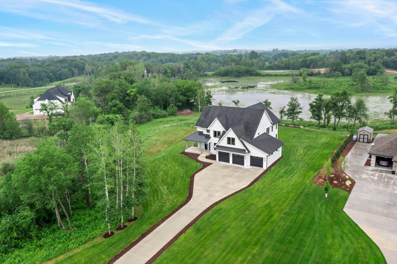 Lakeville, Scott, United States, 6 Bedrooms Bedrooms, ,5 BathroomsBathrooms,Residential,For Sale,1868045
