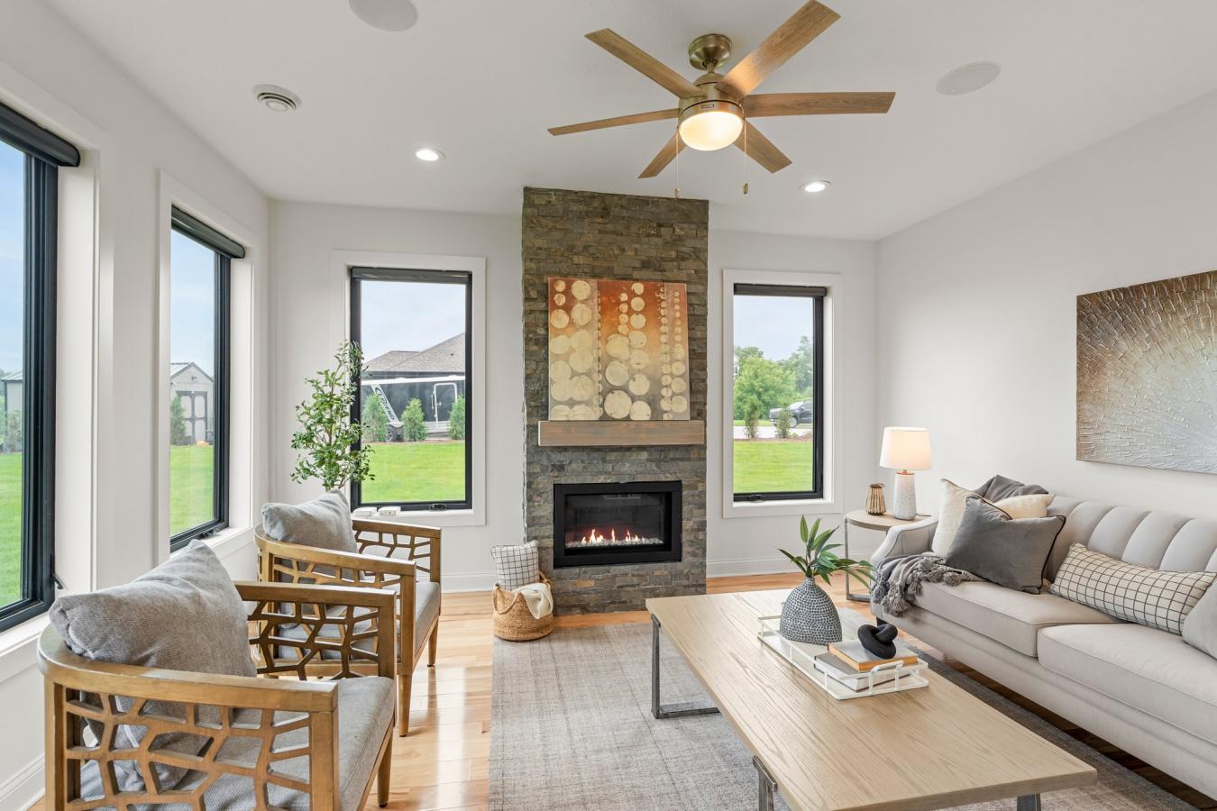 Lakeville, Scott, United States, 6 Bedrooms Bedrooms, ,5 BathroomsBathrooms,Residential,For Sale,1868045