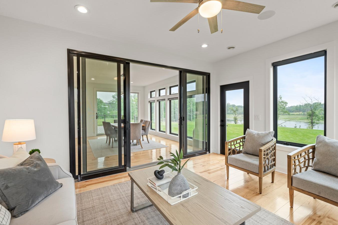 Lakeville, Scott, United States, 6 Bedrooms Bedrooms, ,5 BathroomsBathrooms,Residential,For Sale,1868045