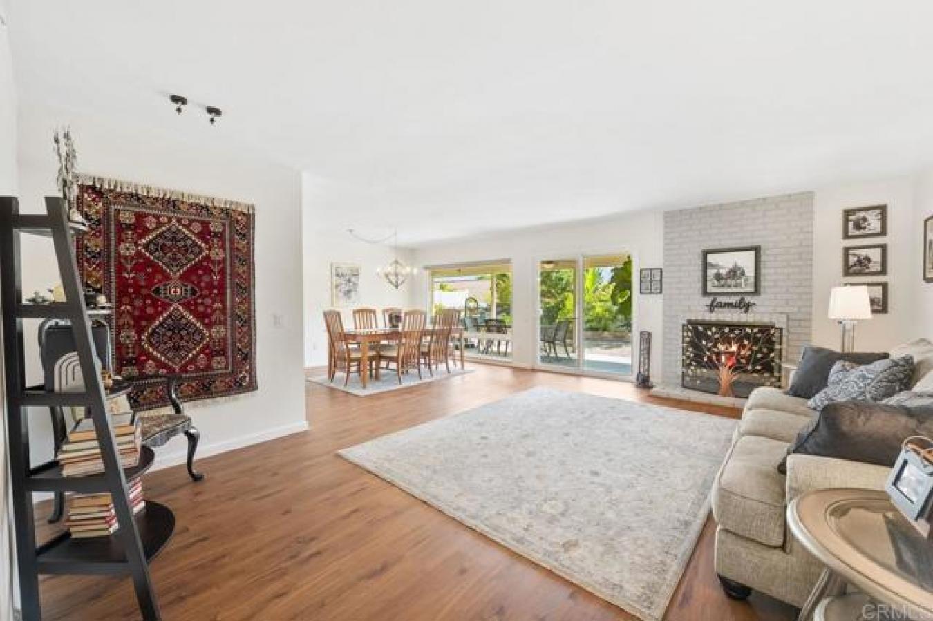 San Diego, California, 92128, United States, 2 Bedrooms Bedrooms, ,2 BathroomsBathrooms,Residential,For Sale,1868044