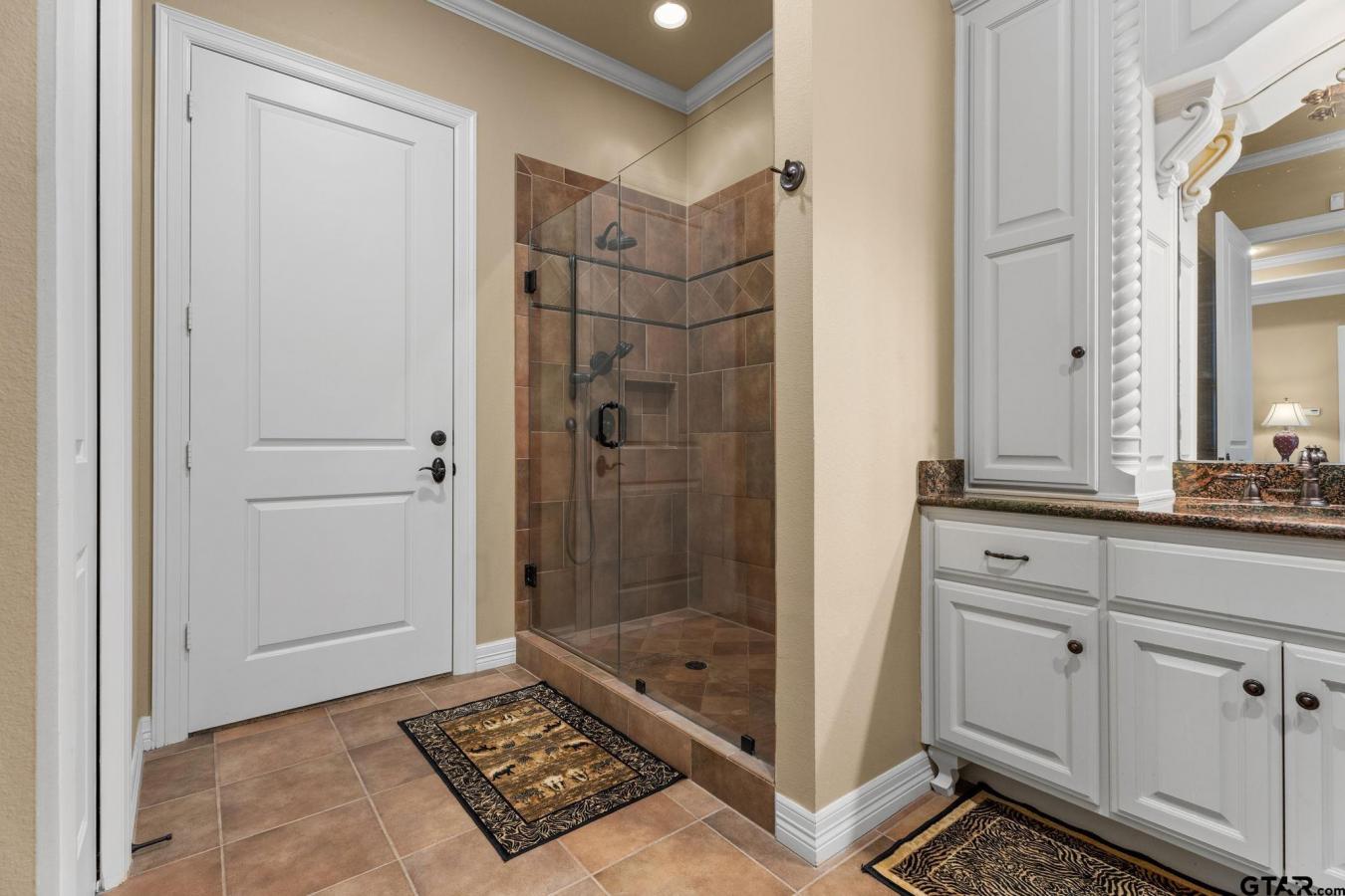 Tyler, Texas, 75707, United States, 4 Bedrooms Bedrooms, ,4 BathroomsBathrooms,Residential,For Sale,1868039