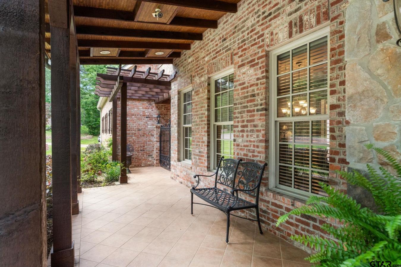 Tyler, Texas, 75707, United States, 4 Bedrooms Bedrooms, ,4 BathroomsBathrooms,Residential,For Sale,1868039