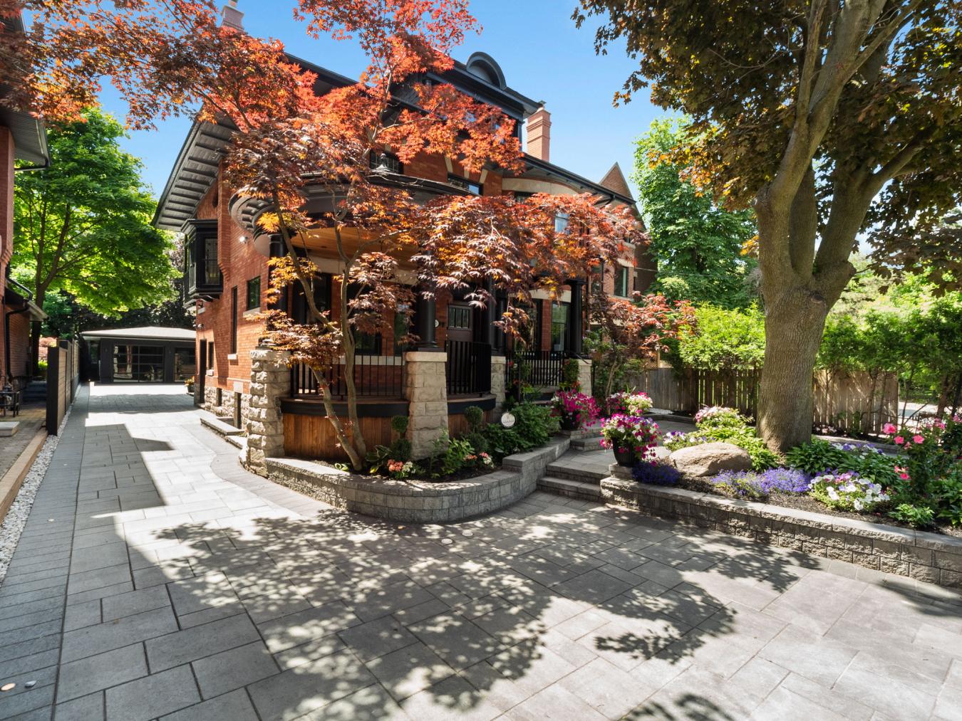 Toronto, ON, M4W 1T8, Canada, 7 Bedrooms Bedrooms, ,6 BathroomsBathrooms,Residential,For Sale,1860179
