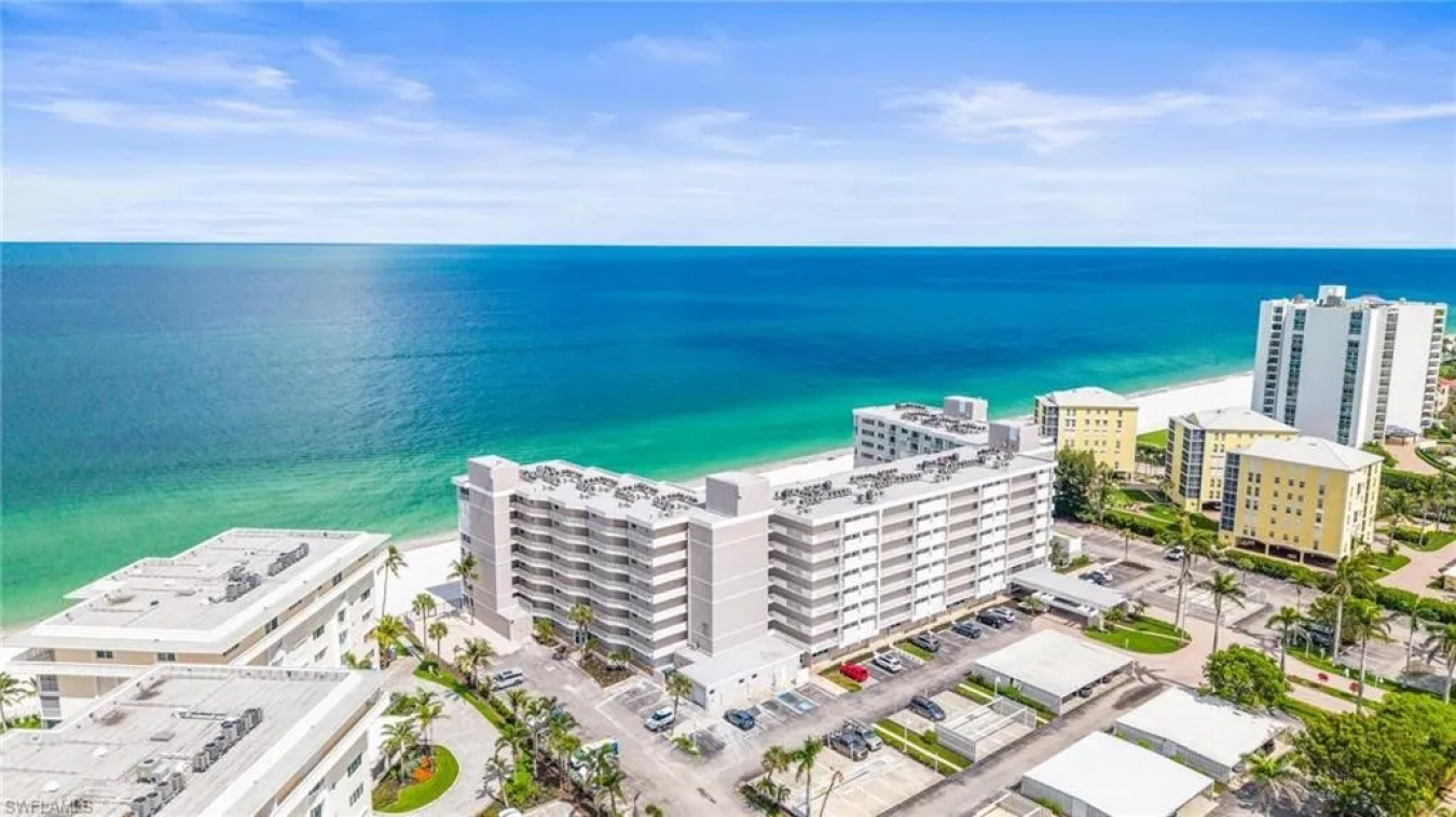 Naples, Florida, 34103, United States, 2 Bedrooms Bedrooms, ,2 BathroomsBathrooms,Residential,For Sale,1860178