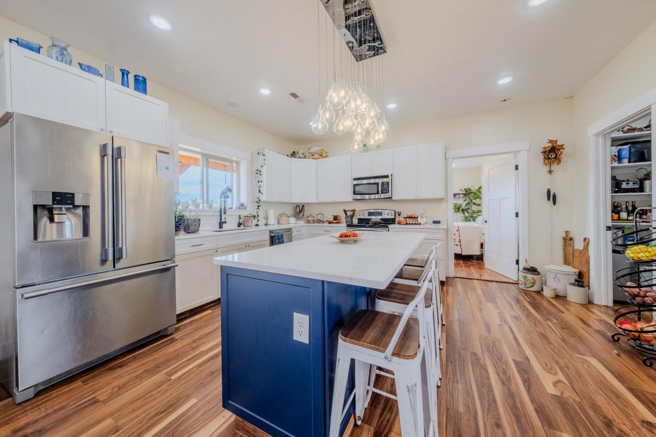 Kanab, Utah, 84331, United States, 4 Bedrooms Bedrooms, ,3 BathroomsBathrooms,Residential,For Sale,1868035