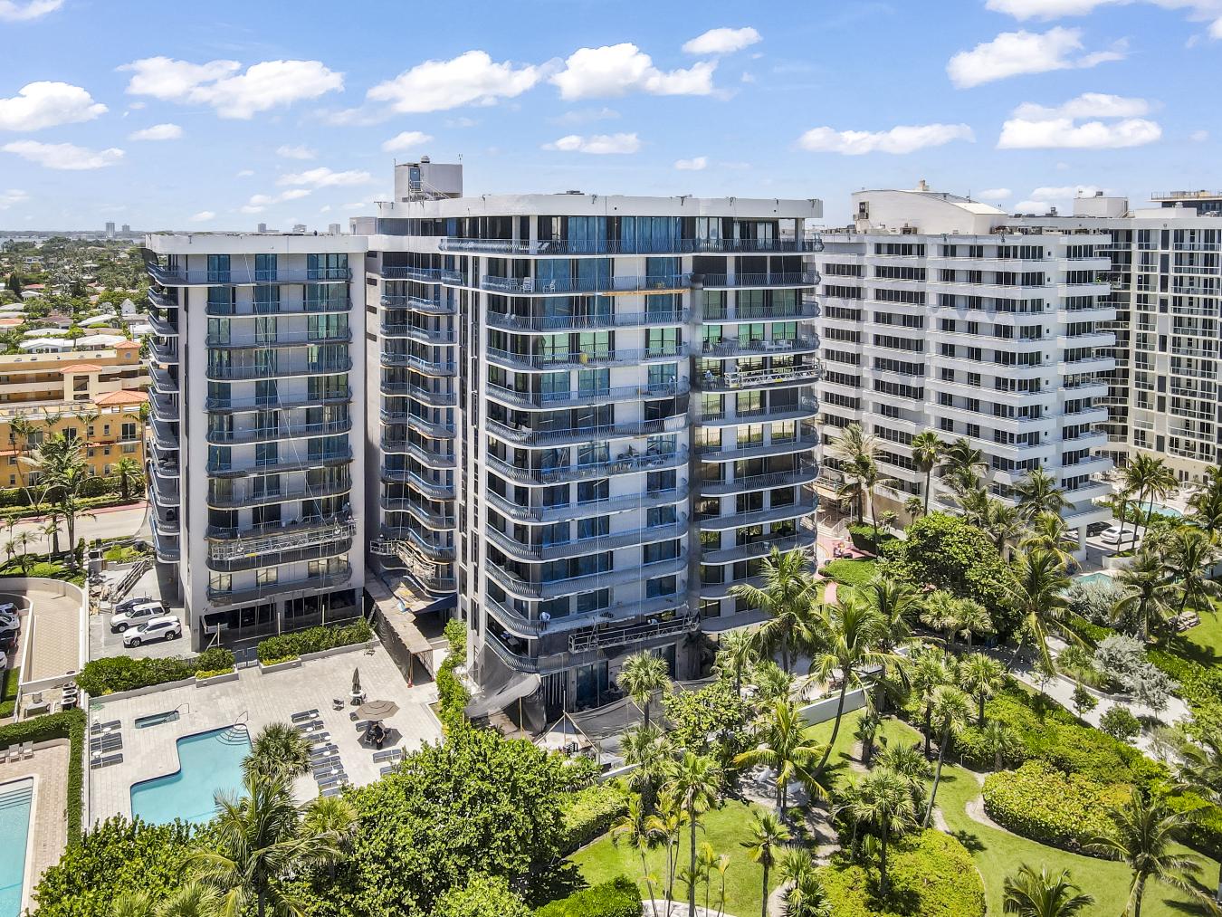 Surfside, Florida, 33154, United States, 2 Bedrooms Bedrooms, ,2 BathroomsBathrooms,Residential,For Sale,1860177