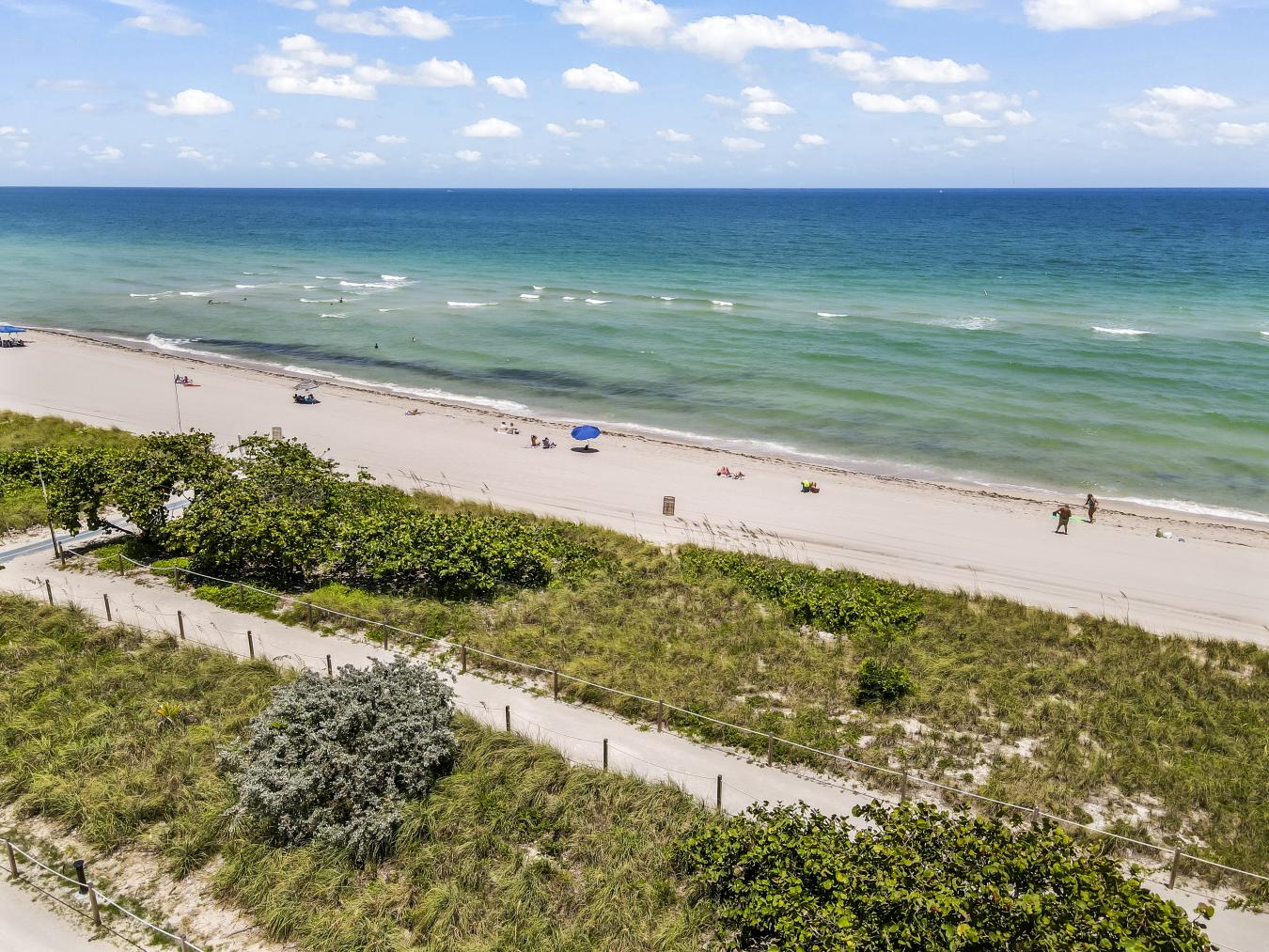 Surfside, Florida, 33154, United States, 2 Bedrooms Bedrooms, ,2 BathroomsBathrooms,Residential,For Sale,1860177